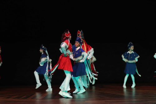 GRUPO-DE-PESQUISAS-E-PROJECOES-FOLCLORICAS-GUARARAS-–-Belo-Horizonte-–-MG-Foto-Marcelo-Martins-19