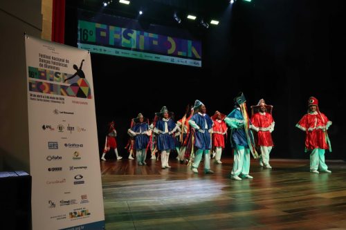 GRUPO-DE-PESQUISAS-E-PROJECOES-FOLCLORICAS-GUARARAS-–-Belo-Horizonte-–-MG-Foto-Marcelo-Martins-25