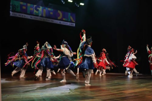 GRUPO-DE-PESQUISAS-E-PROJECOES-FOLCLORICAS-GUARARAS-–-Belo-Horizonte-–-MG-Foto-Marcelo-Martins-33