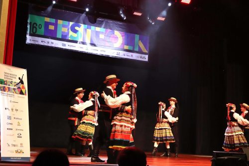GRUPO-FOLCLORICO-POLONES-ORZEL-BIALY-Foto-Marcelo-Martins-17