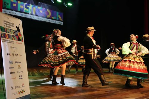 GRUPO-FOLCLORICO-POLONES-ORZEL-BIALY-Foto-Marcelo-Martins-66