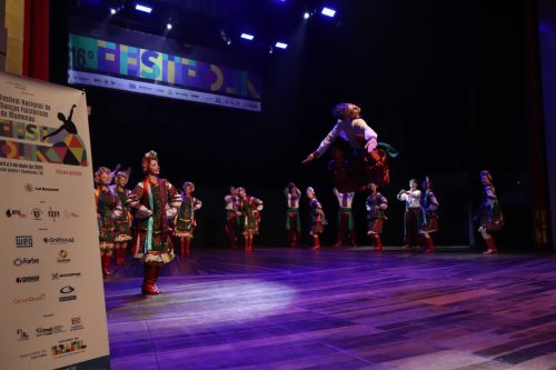 GRUPO-FOLCLORICO-UCRANIANO-BRASILEIRO-VESSELKA-–-Prudentopolis-–-PR-Foto-Marcelo-Martins-81